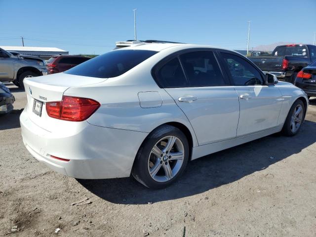 WBA3B1C57EP679880 - 2014 BMW 320 I WHITE photo 3