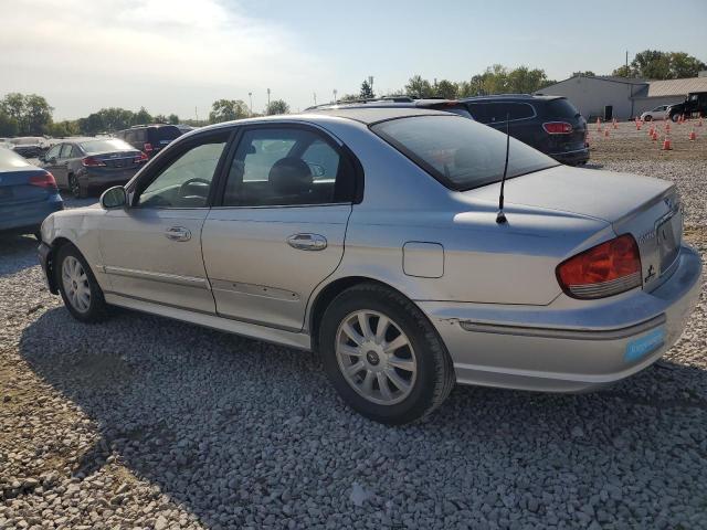 KMHWF35H95A106646 - 2005 HYUNDAI SONATA GLS SILVER photo 2