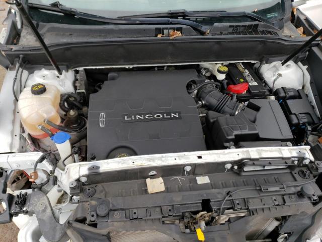 2LMTJ8LR8GBL22672 - 2016 LINCOLN MKX RESERVE 白色 照片 12