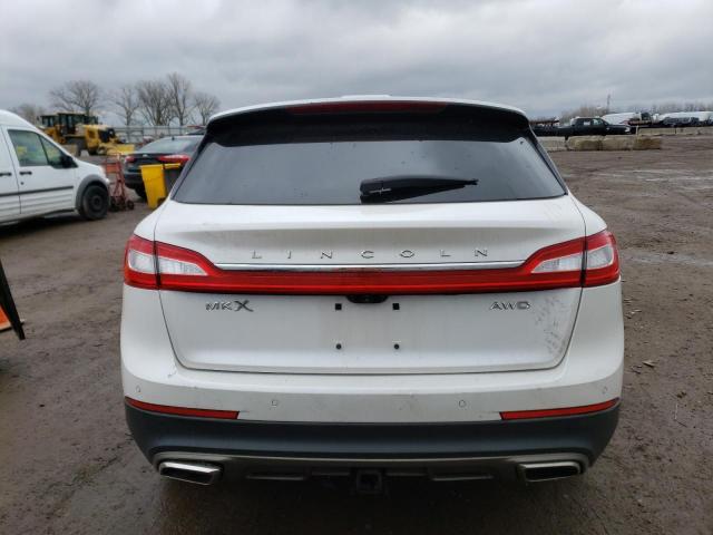 2LMTJ8LR8GBL22672 - 2016 LINCOLN MKX RESERVE WHITE photo 6