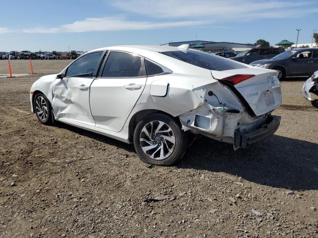 19XFC2F78JE017610 - 2018 HONDA CIVIC EX WHITE photo 2