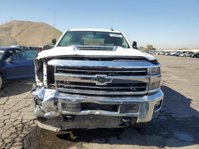 1GC1KSEY4KF207094 - 2019 CHEVROLET SILVERADO K2500 HEAVY DUTY LT WHITE photo 5