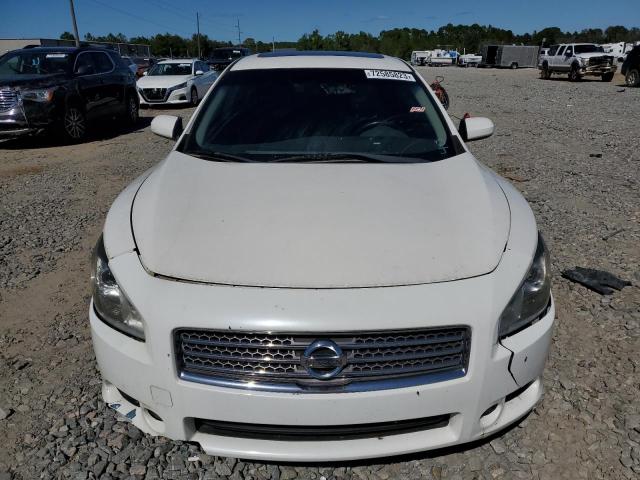 1N4AA5AP7BC831786 - 2011 NISSAN MAXIMA S WHITE photo 5