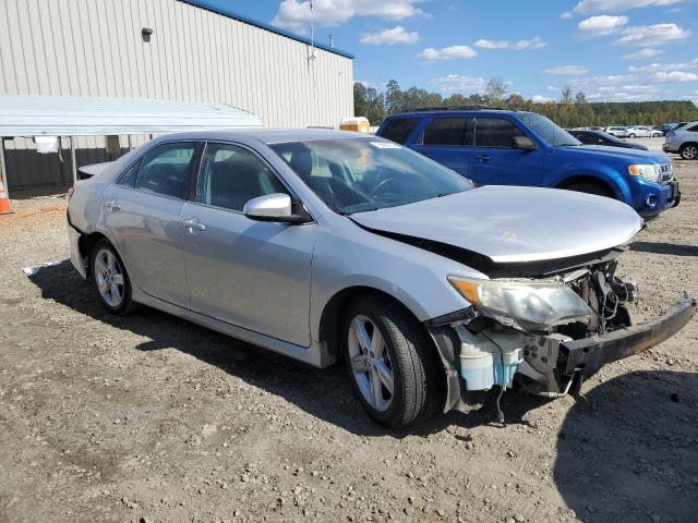 4T1BF1FK4DU270364 - 2013 TOYOTA CAMRY L SILVER photo 4