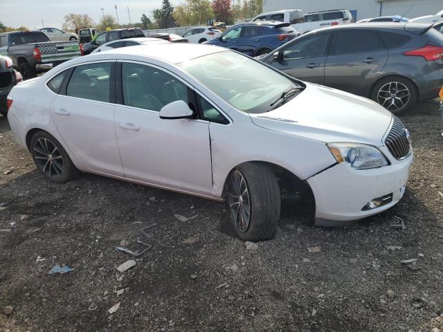 1G4PR5SK0H4103791 - 2017 BUICK VERANO SPORT TOURING WHITE photo 4