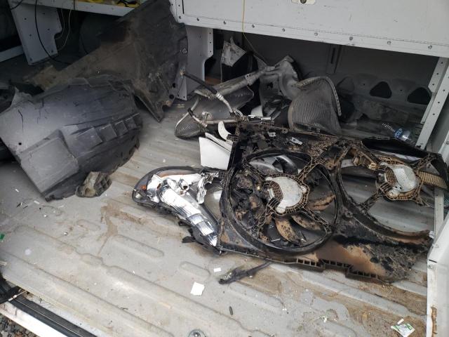 3C6TRVAG2GE114800 - 2016 RAM PROMASTER 1500 STANDARD WHITE photo 13