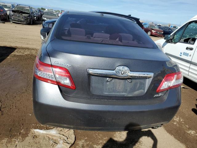 4T1BF3EK2BU618060 - 2011 TOYOTA CAMRY BASE GRAY photo 6