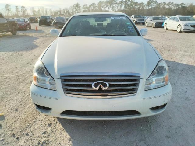 JNKBF01AX5M101544 - 2005 INFINITI Q45 WHITE photo 5