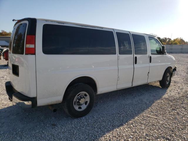 1GAZG1FG9B1173471 - 2011 CHEVROLET EXPRESS G3 LT WHITE photo 3