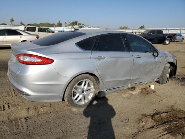 3FA6P0H79FR307141 - 2015 FORD FUSION SE GRAY photo 3