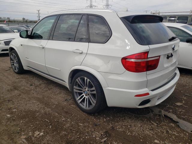 5UXZV8C59D0C15821 - 2013 BMW X5 XDRIVE50I WHITE photo 2