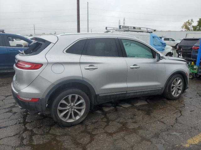 5LMTJ2DHXHUL40310 - 2017 LINCOLN MKC SELECT Silber Foto 3