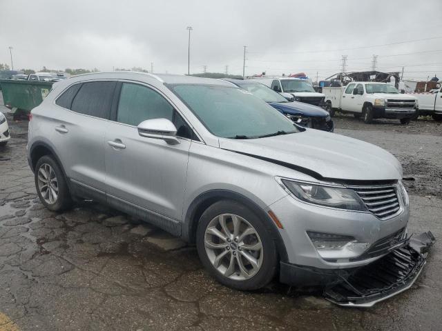 5LMTJ2DHXHUL40310 - 2017 LINCOLN MKC SELECT Silber Foto 4