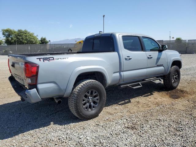 3TMBZ5DN3KM017845 - 2019 TOYOTA TACOMA DOUBLE CAB GRAY photo 3