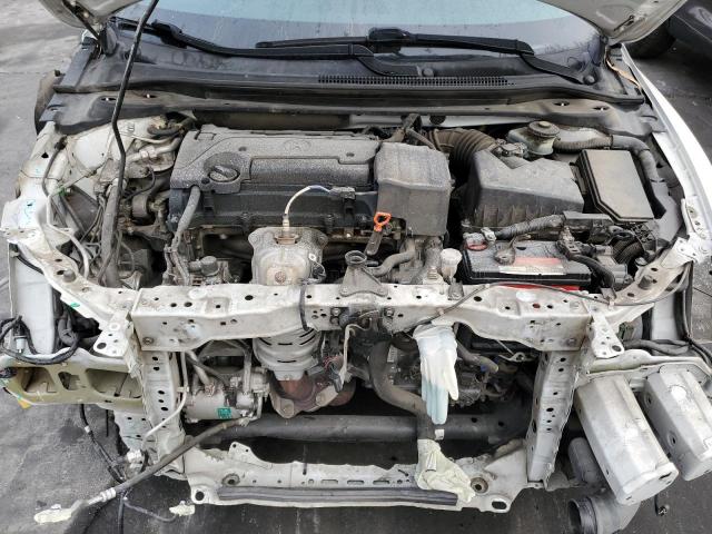 19UDE2F39GA020947 - 2016 ACURA ILX BASE WATCH PLUS WHITE photo 11