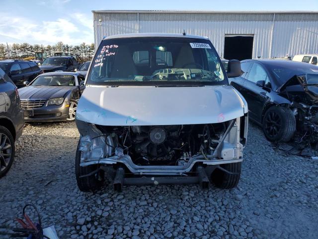 1GTZ7HFG5L1212560 - 2020 GMC SAVANA G3500 SILVER photo 5