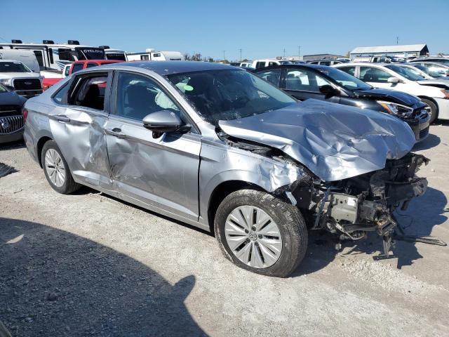 3VWCB7BU6KM245933 - 2019 VOLKSWAGEN JETTA S SILVER photo 4