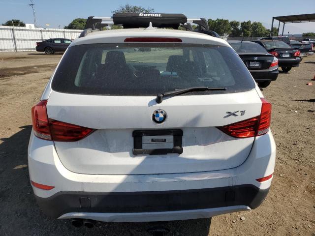 WBAVM1C52FVZ94473 - 2015 BMW X1 SDRIVE28I WHITE photo 6