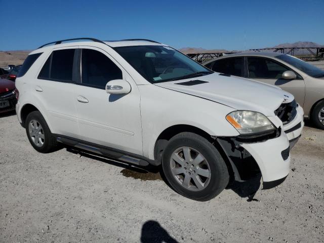 4JGBB86E87A240112 - 2007 MERCEDES-BENZ ML 350 WHITE photo 4