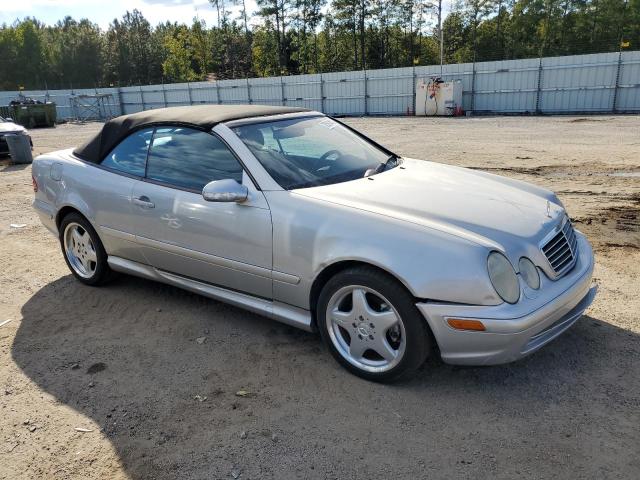 WDBLK70G6YT037852 - 2000 MERCEDES-BENZ CLK 430 SILVER photo 4