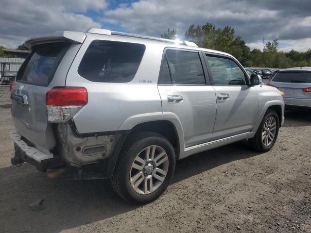 JTEBU5JR6B5037112 - 2011 TOYOTA 4RUNNER SR5 SILVER photo 3