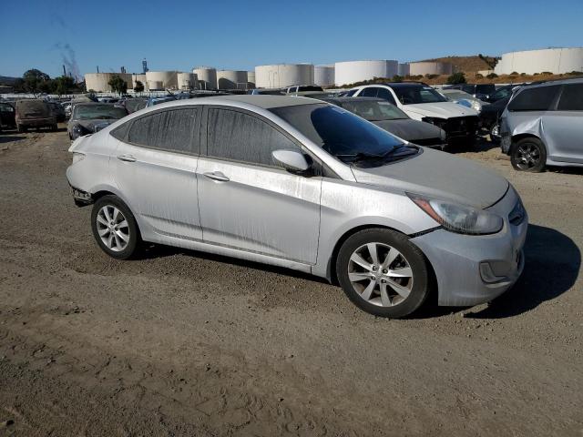 KMHCU4AE7DU328464 - 2013 HYUNDAI ACCENT GLS SILVER photo 4