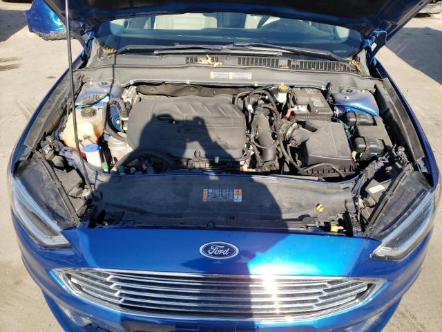 3FA6P0HD6HR328280 - 2017 FORD FUSION SE BLUE photo 11