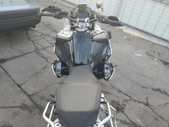 WB10M1301P6G46578 - 2023 BMW R 1250 GS ADVENTURE BLACK photo 6