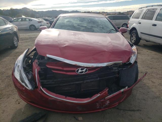 5NPEB4AC5DH511728 - 2013 HYUNDAI SONATA GLS RED photo 5