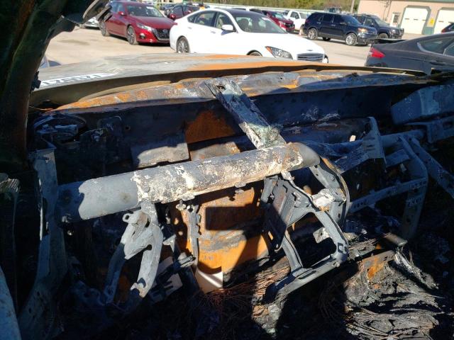 3C6TR5DT1HG652435 - 2017 RAM 2500 SLT თეთრი ფოტო 9