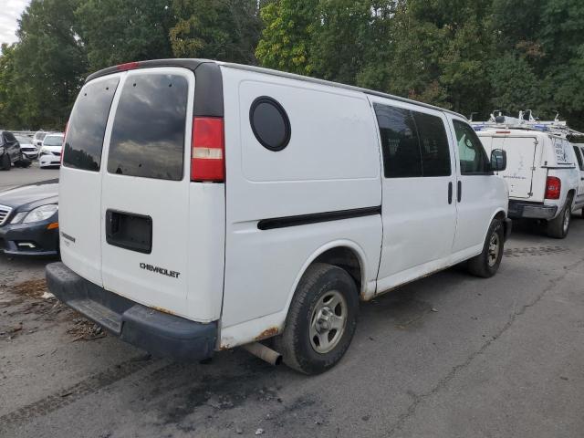 1GCFG15XX61273449 - 2006 CHEVROLET EXPRESS G1 WHITE photo 3