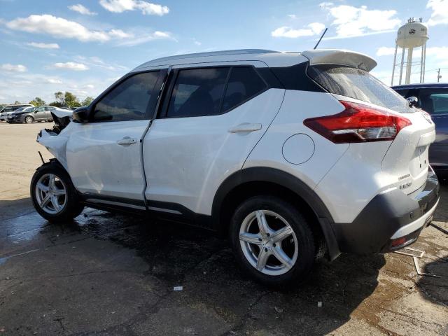 3N1CP5CU8KL545909 - 2019 NISSAN KICKS S WHITE photo 2