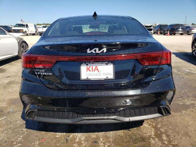 3KPF24AD1PE543582 - 2023 KIA FORTE LX BLACK photo 6