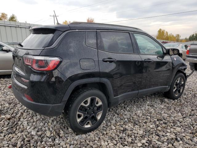 3C4NJDDB6JT169000 - 2018 JEEP COMPASS TRAILHAWK BLACK photo 3