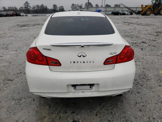 JN1CV6AP6FM500438 - 2015 INFINITI Q40 WHITE photo 6