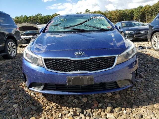 3KPFK4A71JE283265 - 2018 KIA FORTE LX BLUE photo 5