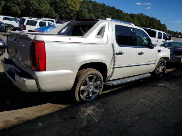 3GYT4MEF9CG135610 - 2012 CADILLAC ESCALADE EXT LUXURY WHITE photo 3