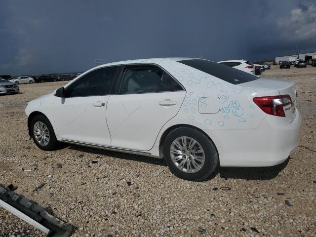 4T1BF1FK1DU212213 - 2013 TOYOTA CAMRY L WHITE photo 2