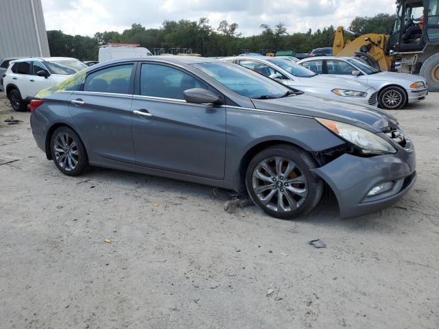 5NPEC4AC1BH277548 - 2011 HYUNDAI SONATA SE GRAY photo 4