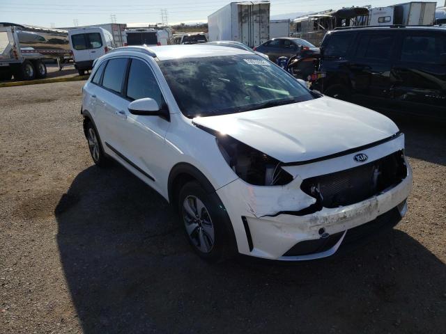 KNDCB3LC9J5179402 - 2018 KIA NIRO FE WHITE photo 4