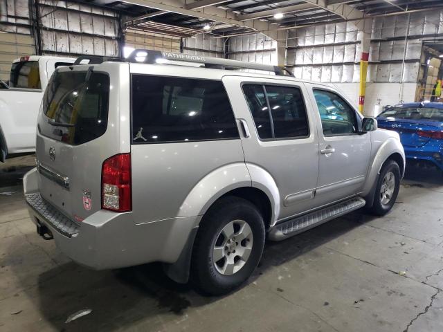 5N1AR18U06C684185 - 2006 NISSAN PATHFINDER LE 银色 照片 3