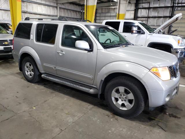 5N1AR18U06C684185 - 2006 NISSAN PATHFINDER LE 银色 照片 4