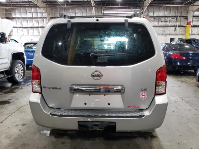 5N1AR18U06C684185 - 2006 NISSAN PATHFINDER LE 银色 照片 6