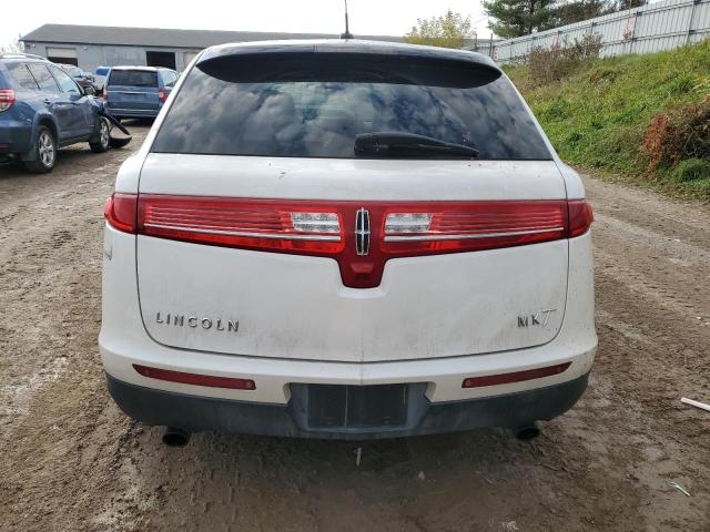2LMHJ5AT9KBL02796 - 2019 LINCOLN MKT WHITE photo 6