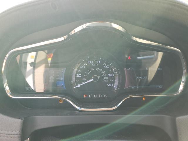2LMHJ5AT9KBL02796 - 2019 LINCOLN MKT WHITE photo 9