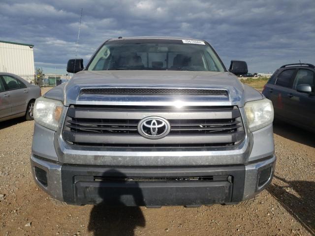 5TFCY5F16EX017533 - 2014 TOYOTA TUNDRA DOUBLE CAB SR SILVER photo 5