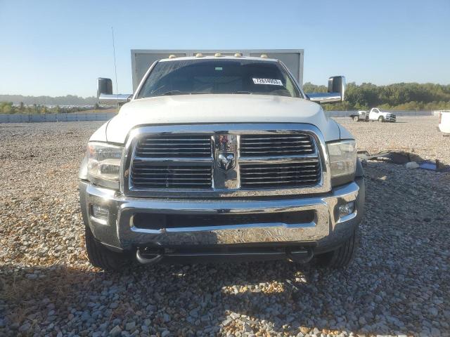 3C7WRKBL8GG148540 - 2016 RAM 4500 WHITE photo 5