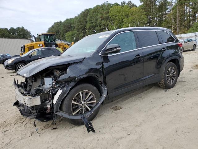 2019 TOYOTA HIGHLANDER SE, 