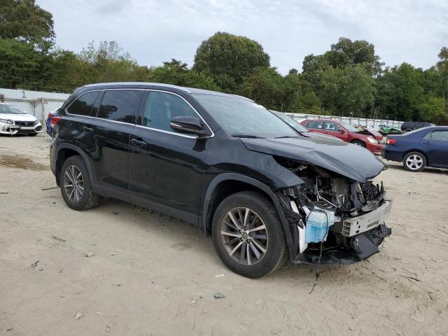 5TDJZRFH8KS587348 - 2019 TOYOTA HIGHLANDER SE BLACK photo 4