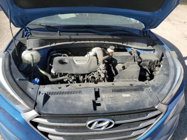 KM8J33A28JU793132 - 2018 HYUNDAI TUCSON VALUE BLUE photo 11